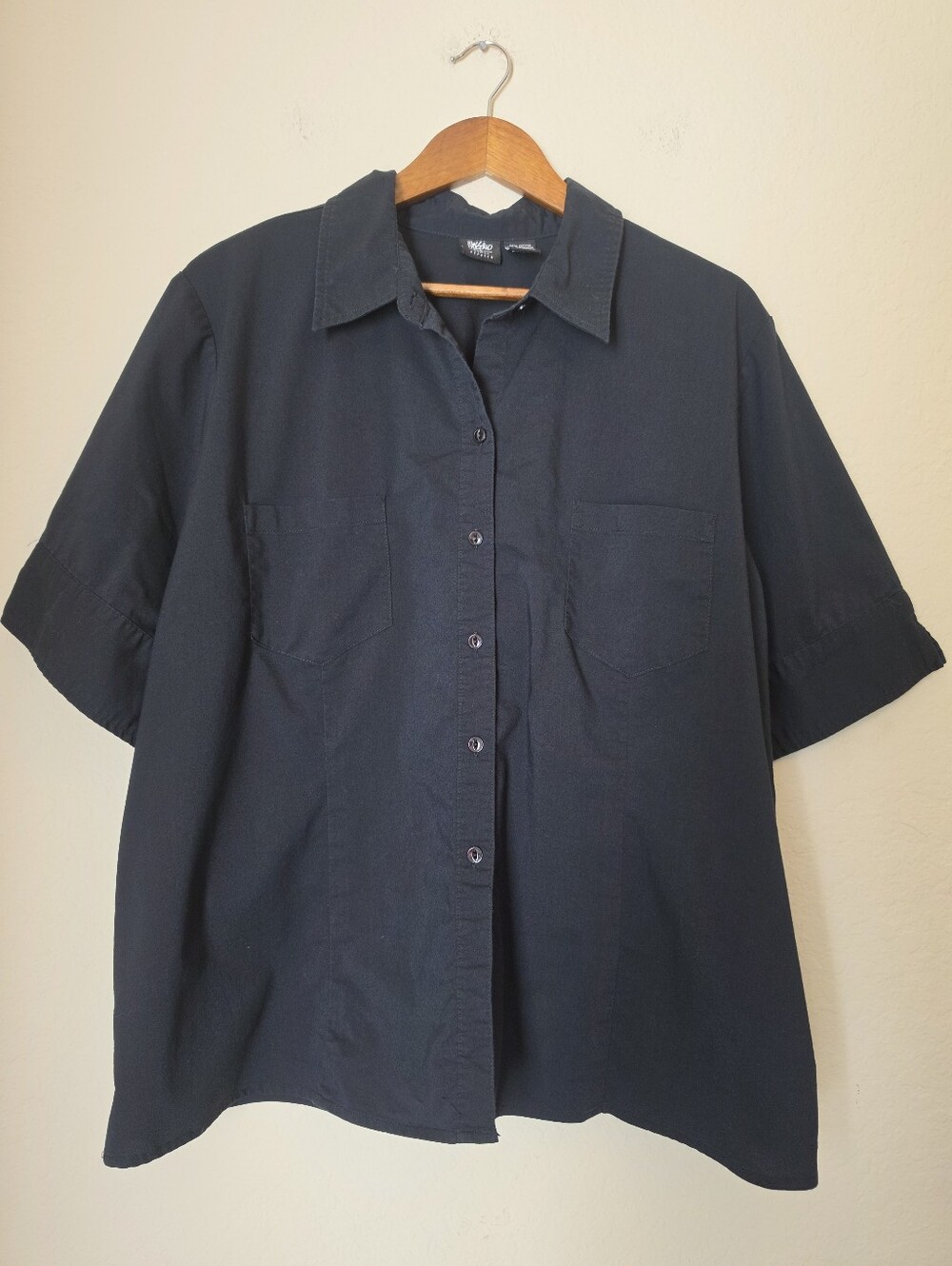 Mossimo Woman Stretch Button Down Shirt Womens 22W Black Relaxed Quiet Luxury